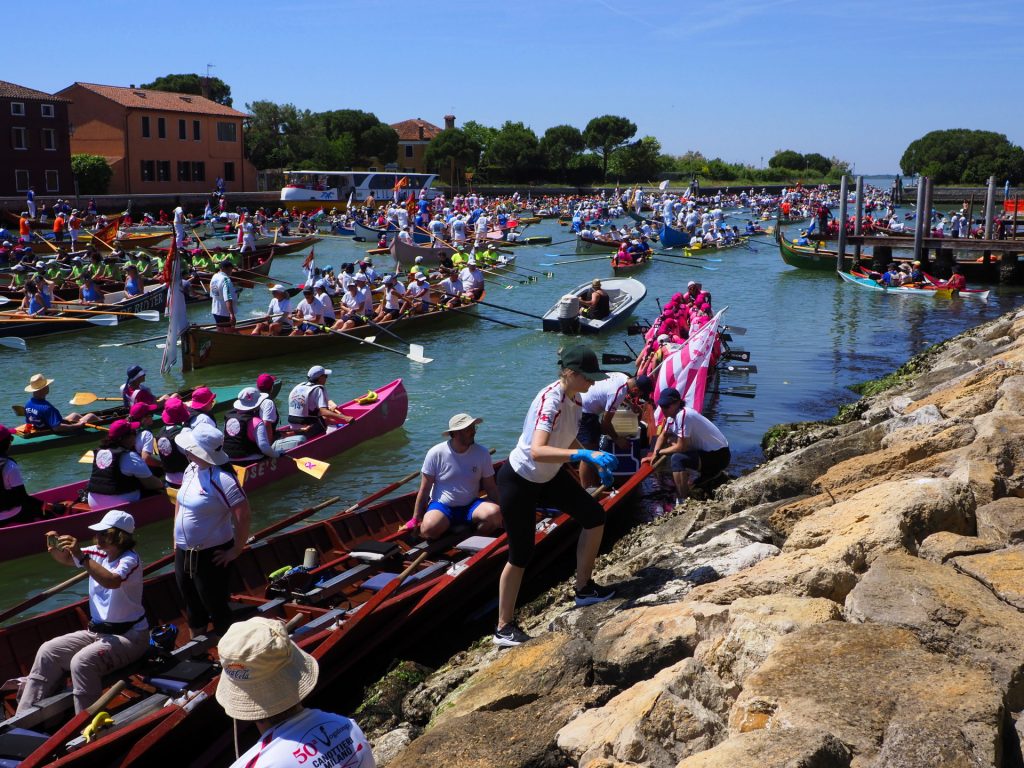 Deadlock in Burano