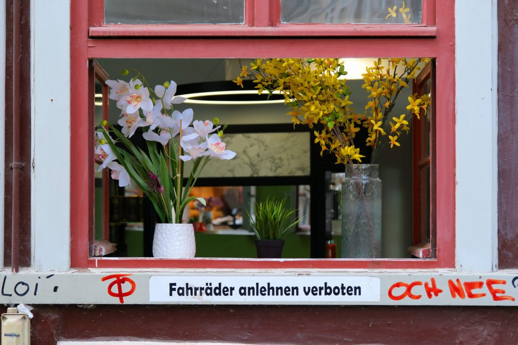 wie schade